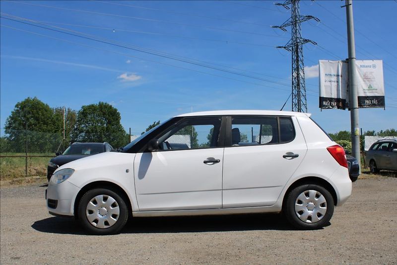 Škoda Fabia 1,2 i  STK 5/2028, ČR - fotka 8 z 19