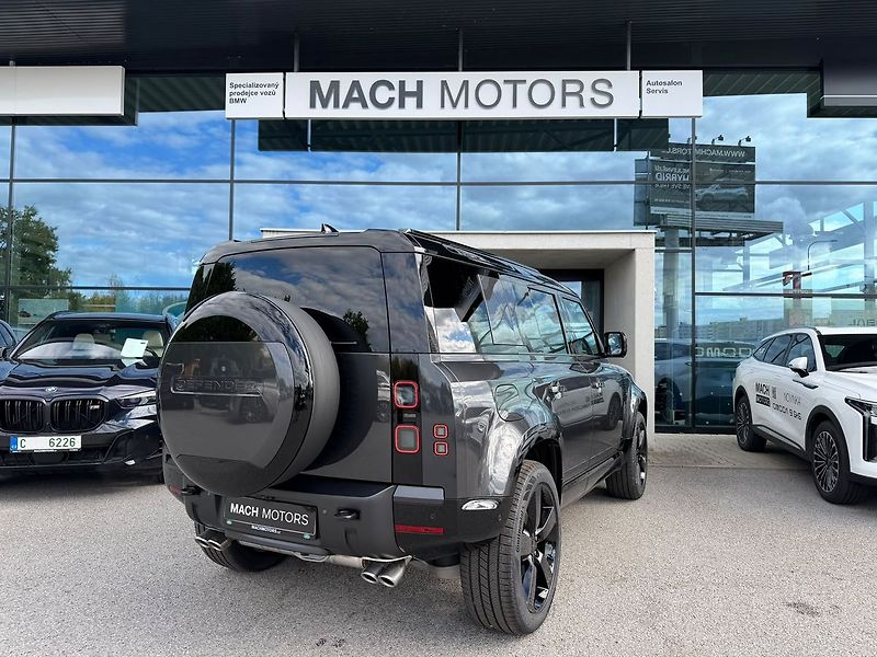 Land Rover Defender (2026) 110 X-Dynamic HSE V8 P425 - fotka 12 z 38