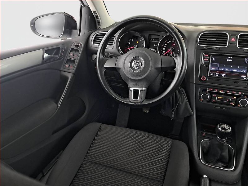 Volkswagen Golf (2010) 1.2 TSI, Tempomat - fotka 7 z 17