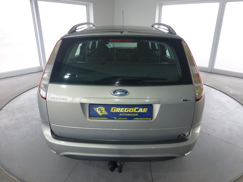 Ford Focus (2009) 1,6TDCI-80KW-KLIMATIZACE*TAŽNÉ - fotka 6 z 24