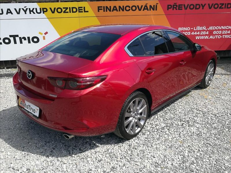 Mazda 3 2,0 i SkyactivG 1.majitel - fotka 3 z 25