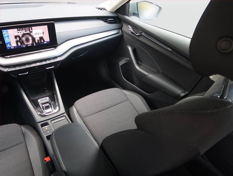 Škoda Octavia (2022) Ambition Plus 2.0 TDI, Automat - fotka 8 z 21