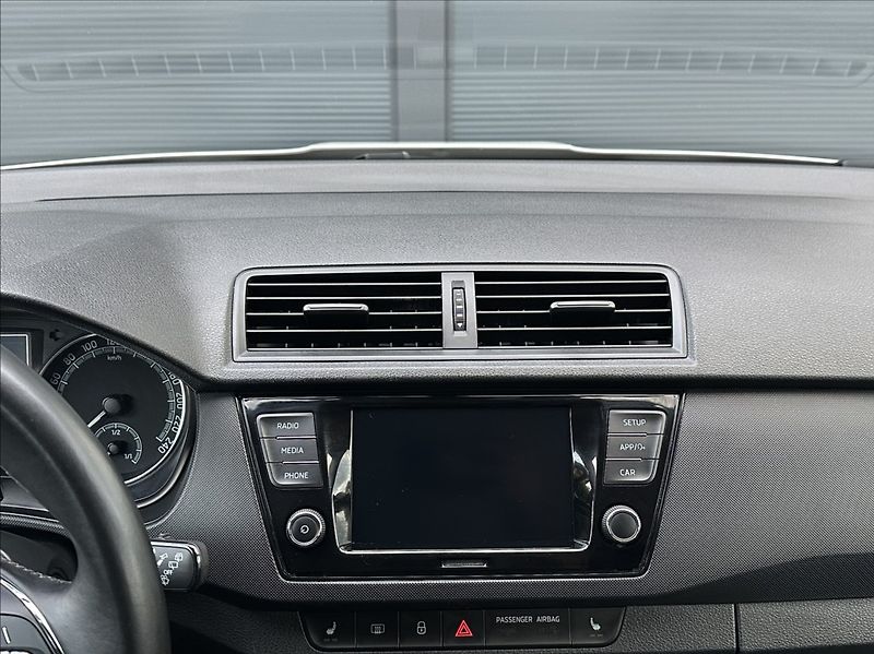 Škoda Fabia 1,0 TSI 95PS  Ambition Top - fotka 24 z 54