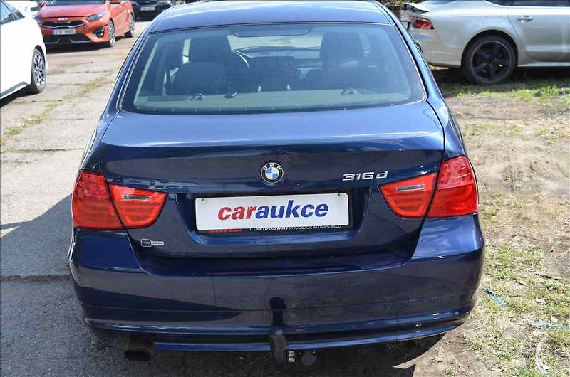 BMW Řada 3 (2010) 316D - fotka 5 z 20