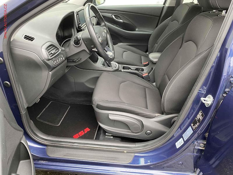 Hyundai i30 (2020) 1.4 T-GDi, 1.maj,ČR, All - fotka 9 z 19