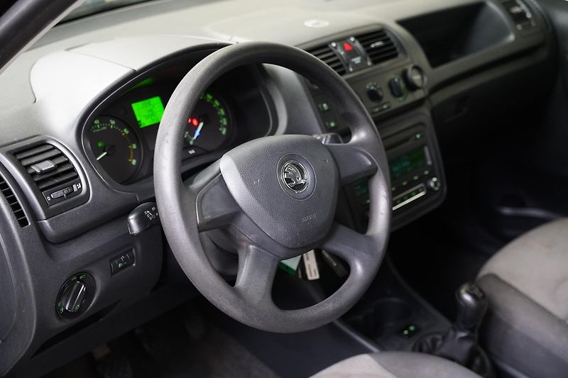 Škoda Fabia - fotka 14 z 20