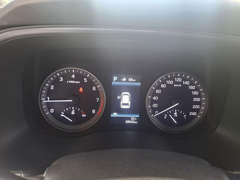 Hyundai Tucson 1.6 T-GDi  130KW 4x4 N-line 20 - fotka 15 z 15