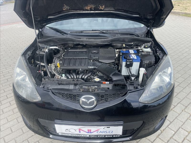 Mazda 2 1,4 i 55kw Klima ABS po STK - fotka 20 z 29