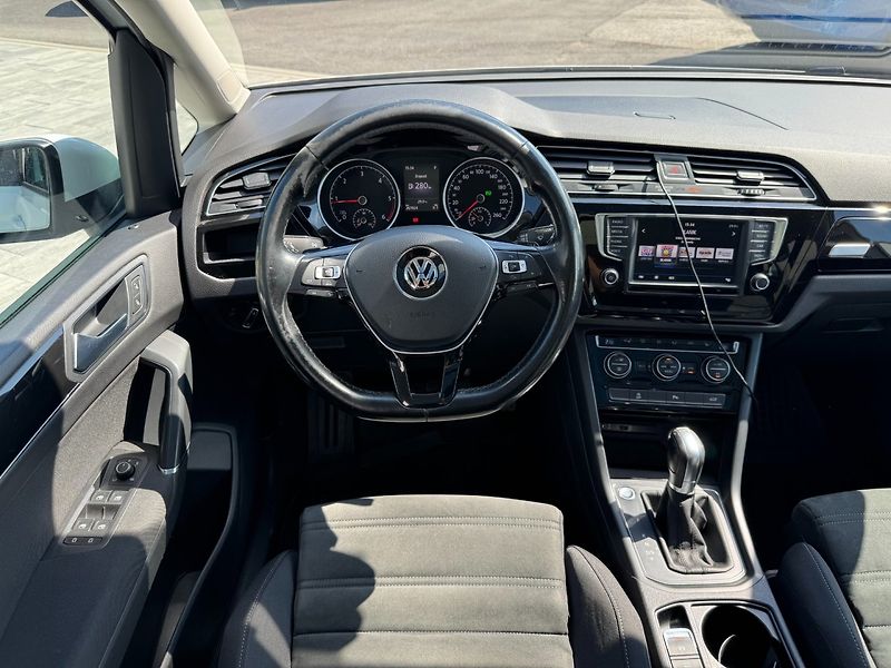 Volkswagen Touran (2017) Comfortline 2.0 TDI 110kW DSG - fotka 15 z 40
