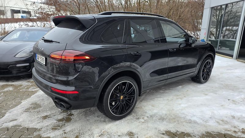 Porsche Cayenne (2016) 4.2tdi V8 VZDUCH CZ LED ZÁRUKA - fotka 4 z 13