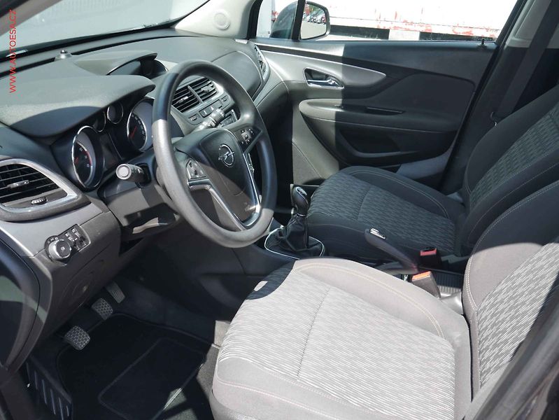 Opel Mokka (2015) 1.6i, ČR, AC, TZ, temp. - fotka 9 z 15