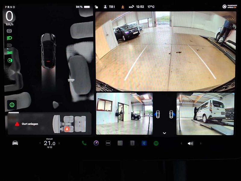 Tesla Model Y ZAMLUVENO ! PERFORMANCE 393kw  - fotka 8 z 9