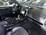 Porsche Cayenne (2016) Sportovní verze GTS - náhled 16