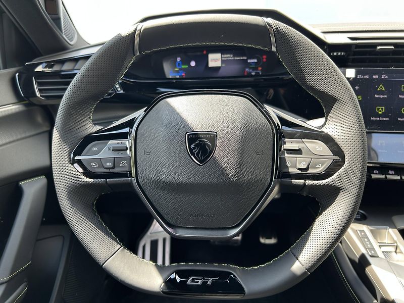 Peugeot 408 (2026) GT 240 e-DCS7 1,6 PureTech - fotka 16 z 26