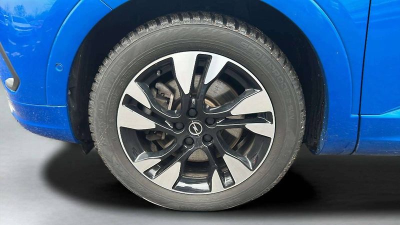 Opel Grandland Ultimate 4x4 PHEV 1.6L Turbo 8 - fotka 28 z 31
