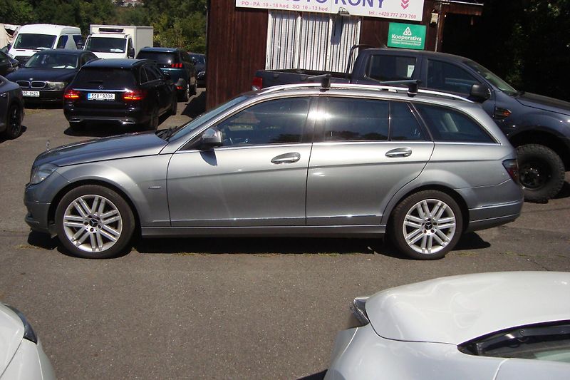 Mercedes-Benz Třídy C (2008) 220CDi,AUT,ČR,Servisní kniha - fotka 4 z 65
