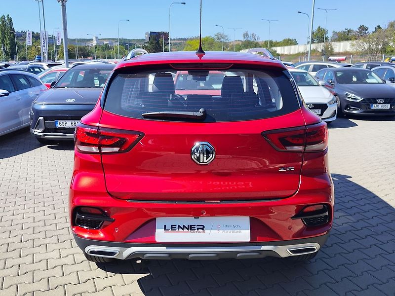 MG ZS 1.5i/78kW Emotion Plus - fotka 6 z 32