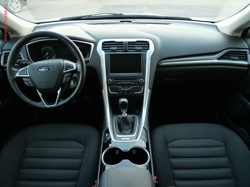 Ford Mondeo (2016) 1.5 EB, ČR, Trend - fotka 8 z 22