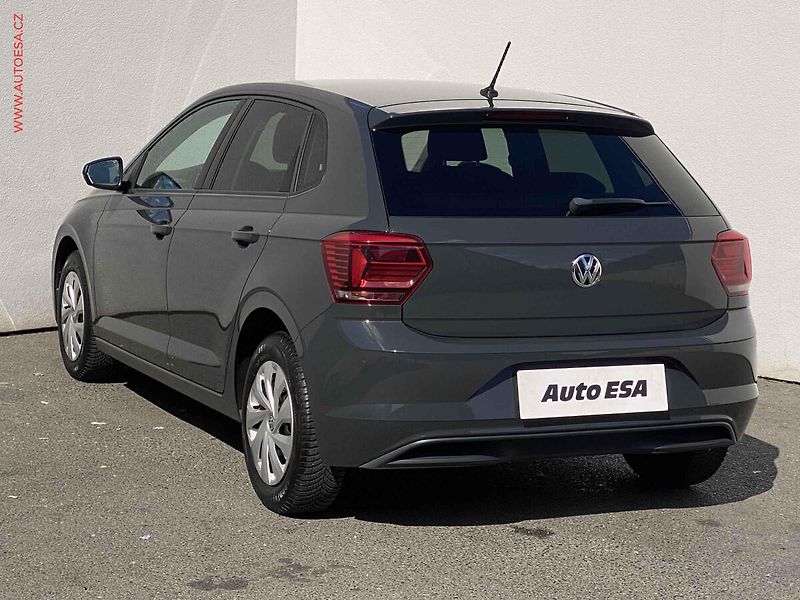 Volkswagen Polo (2018) 1.0i, Comfortline, park. - fotka 6 z 17