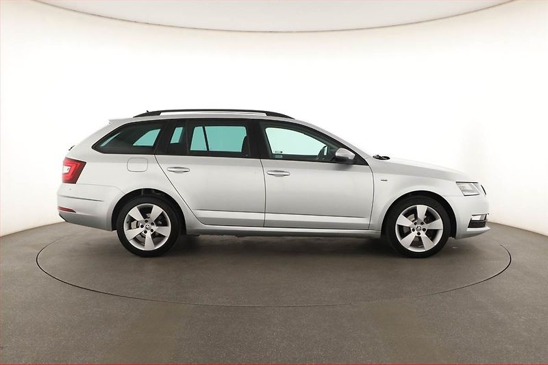 Škoda Octavia (2017) 2.0 TDI, Navi, Tempomat - fotka 6 z 20