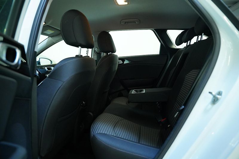 Kia Ceed - fotka 28 z 29