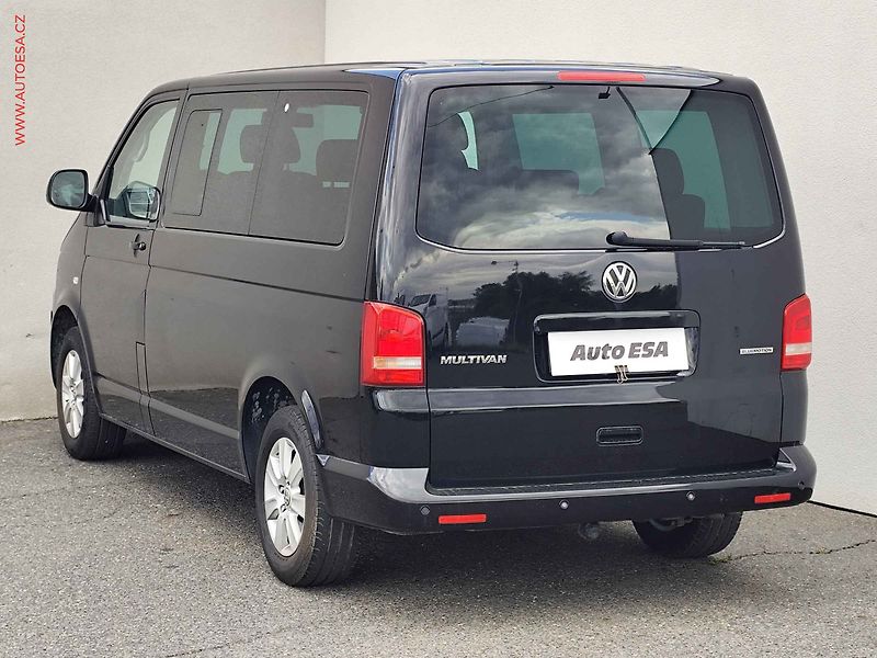 Volkswagen Multivan (2012) 2.0TDi, AC, TZ, park.asist - fotka 6 z 22
