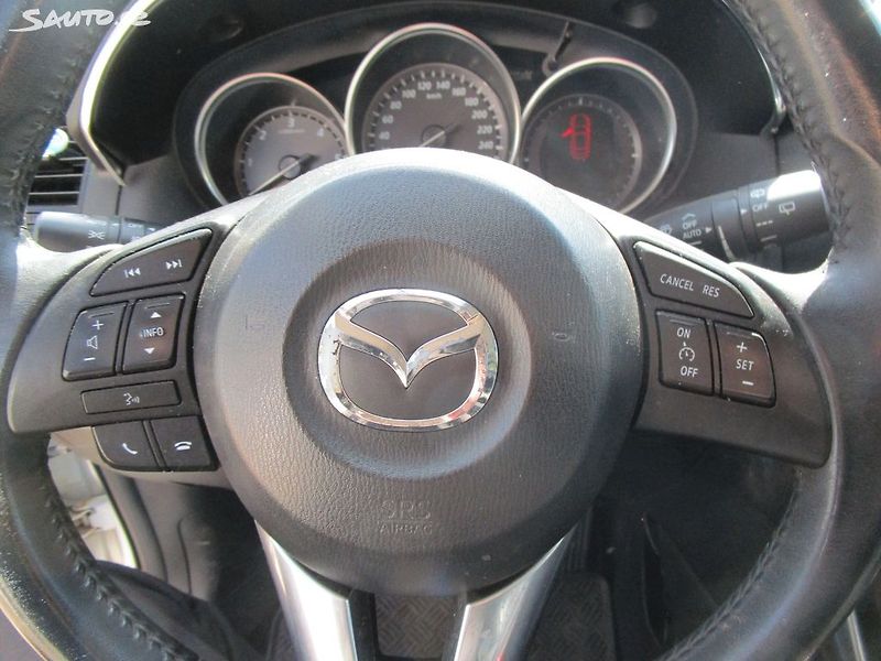 Mazda CX-5 2,2D-4x4-129KW-NOVÝ OLEJ - fotka 19 z 27