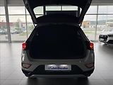 Volkswagen T-Roc 1,0   TSI 85kW,1.MAJ,SERVISKA - náhled 21
