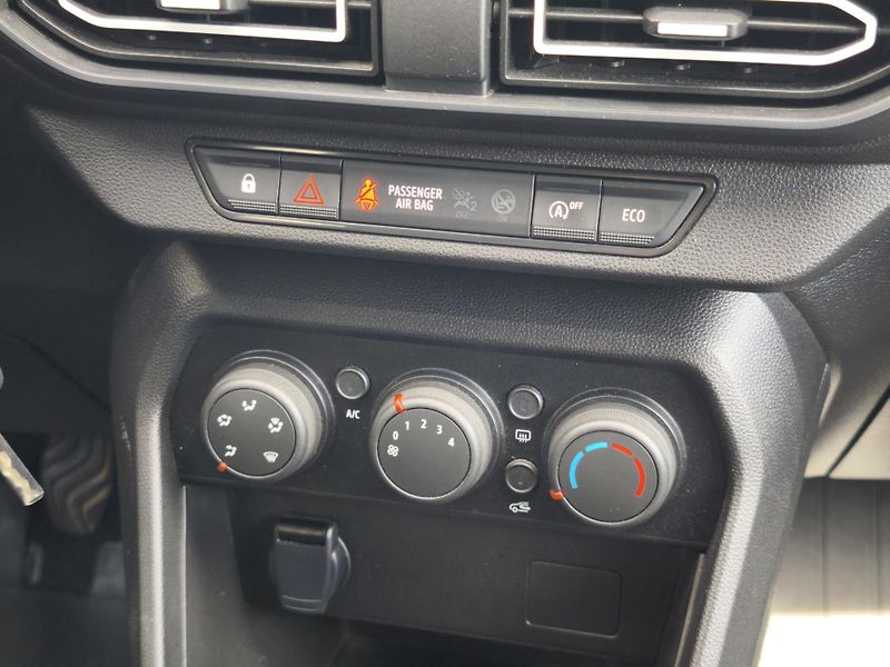 Dacia Jogger 2023 ČR 1.0 ECO-G Expression - fotka 15 z 31