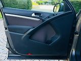Volkswagen Tiguan 2.0TSI 4x4 AUTOMA KAMERA TAŽNÉ - náhled 30