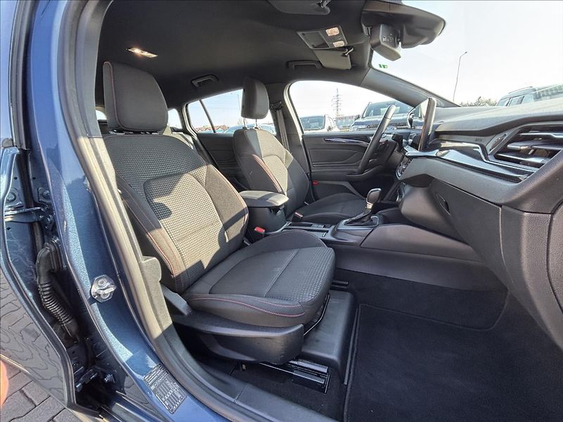 Ford Focus 1,0 EcoBoost  92kW ST-Line - fotka 14 z 28