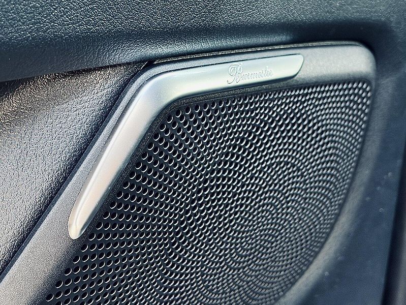 Mercedes-Benz Třídy V (2026) 300d EXCLUSIVE AMG 4M L AIR - fotka 20 z 36