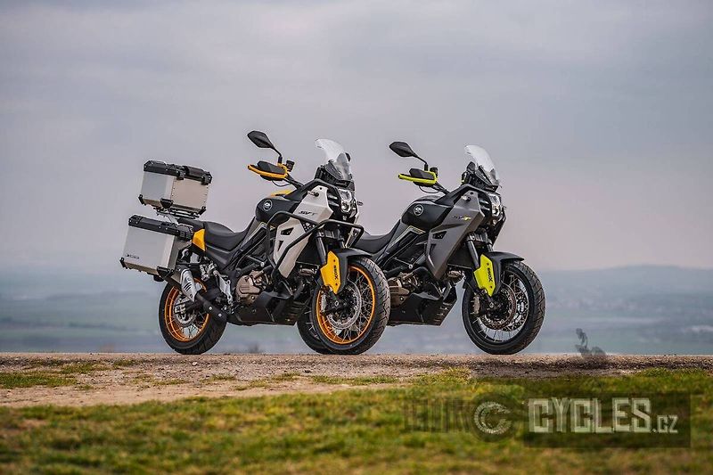 QJ Motor (2026) SVT 650 X, akce kufry zdarma - fotka 3 z 9
