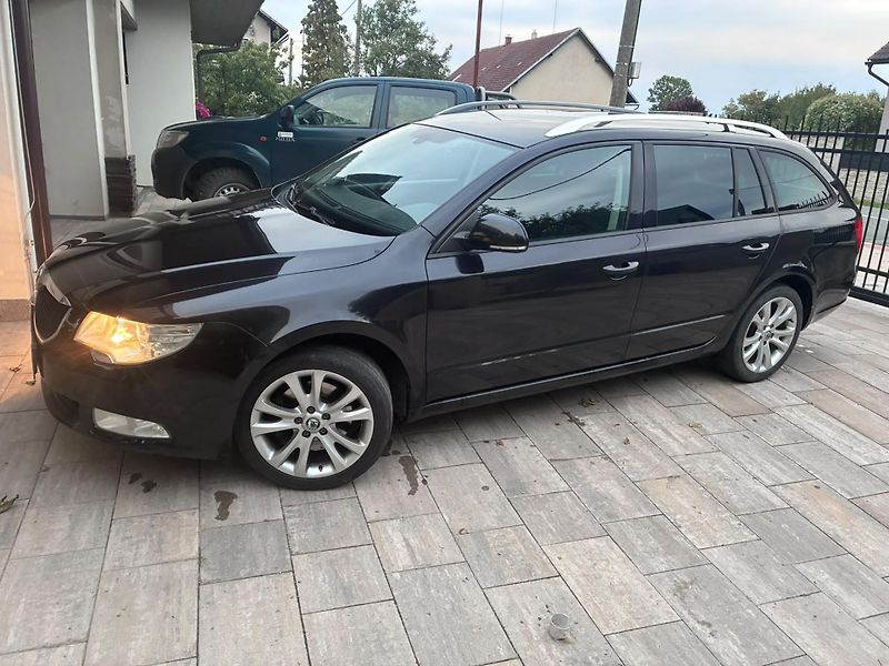 Škoda Superb (2010) - fotka 8 z 9