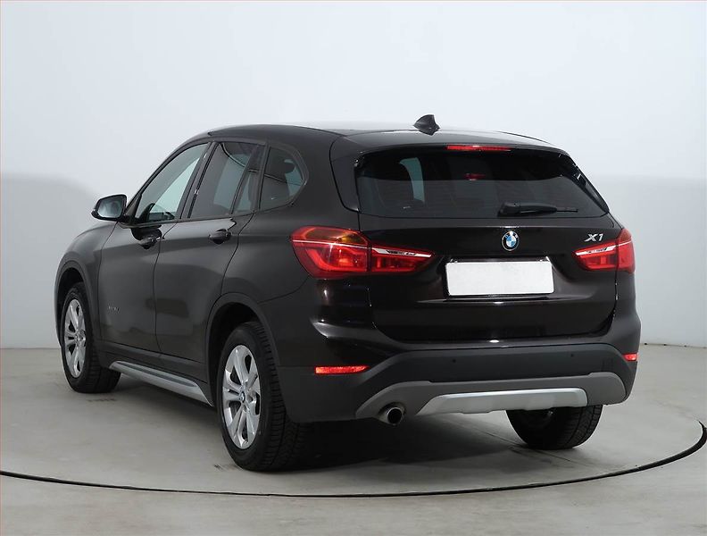 BMW X1 (2016) xDrive18d, 4X4, Automat - fotka 4 z 21