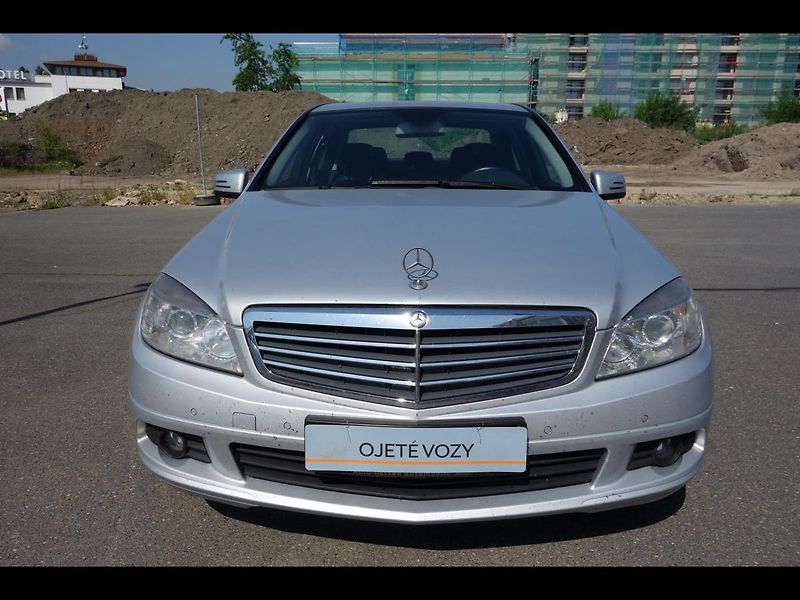 Mercedes-Benz Třídy C 200 CDi 100 kW STK07/2028 - fotka 2 z 34