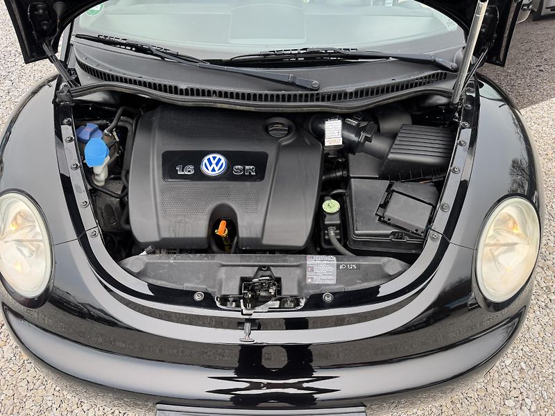 Volkswagen New Beetle (2002) 1.6MPi(75KW)EDITION - fotka 24 z 27