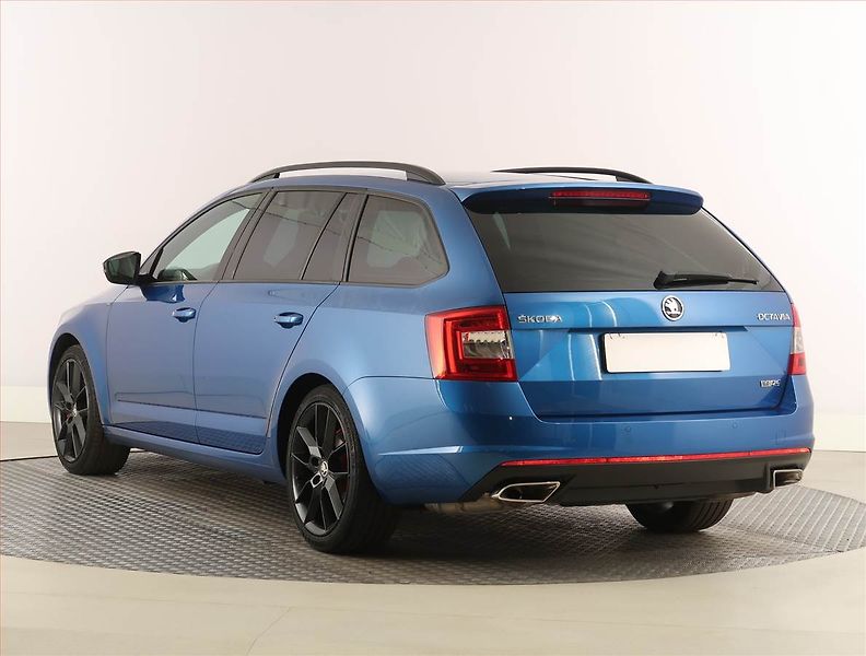 Škoda Octavia (2016) RS 2.0 TSI, Kůže, Bi-Xenony - fotka 4 z 25