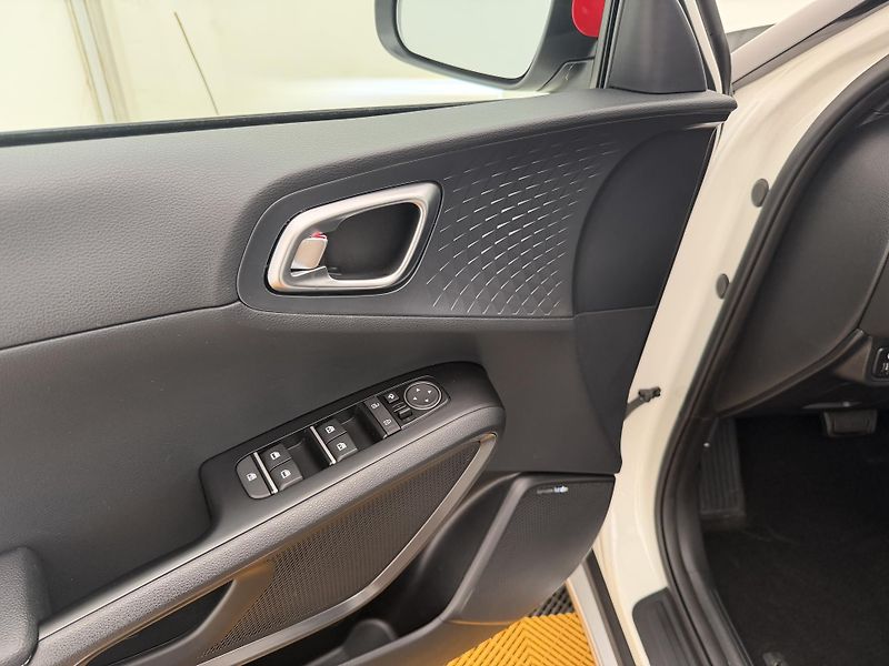 Kia e-Soul 40KW/H*DPH*ACC*LED* - fotka 10 z 47