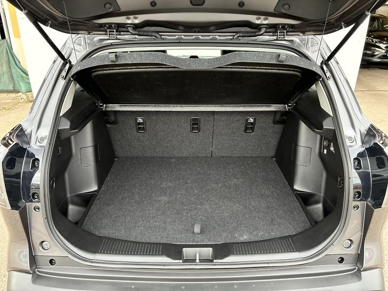 Suzuki S-Cross 1.4 BoosterJet 6AT 4x4 Eleganc - fotka 12 z 21