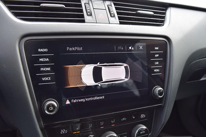 Škoda Octavia (2018) 1.5TSI 110kw AMBITION NAVI OPS - fotka 25 z 46