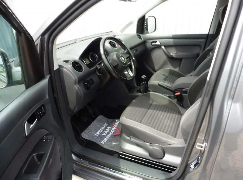 Volkswagen Caddy 1,6 TDI Cup,  Aut.klima, 1.Maj - fotka 9 z 13