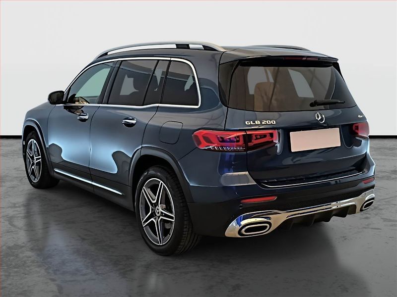 Mercedes-Benz GLB (2023) 200 4MATIC - fotka 4 z 23