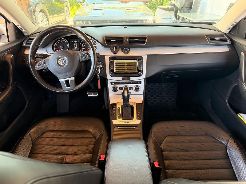 Volkswagen Passat Alltrack 2.0 Tsi - fotka 10 z 36