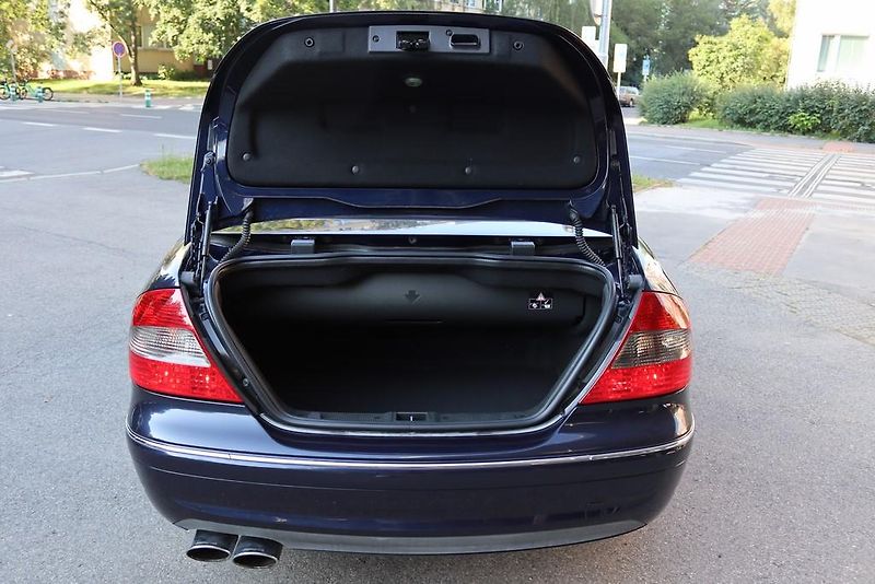 Mercedes-Benz CLK 550 AMG CABRIO 285kW - fotka 37 z 50