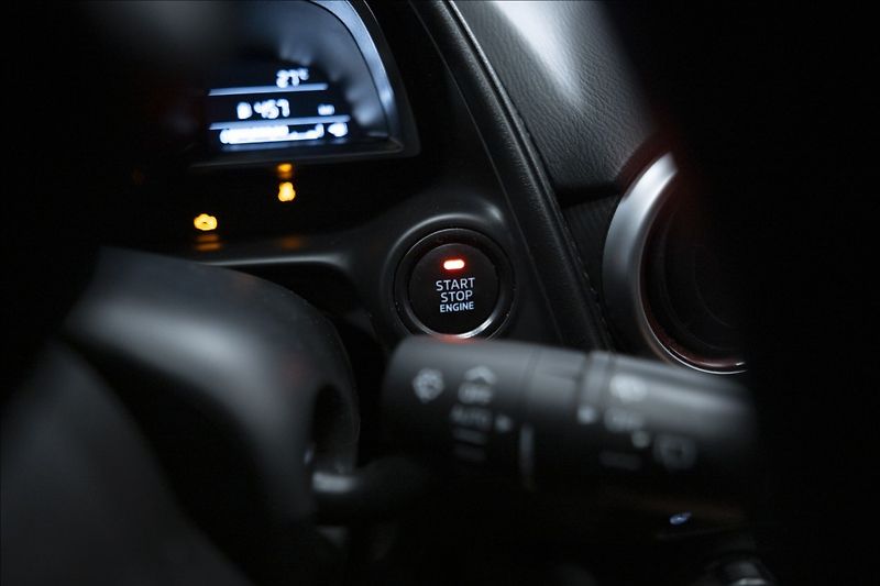 Mazda CX-3 2,0 SKYACTIV AWD KAMERA VÝHŘEV - fotka 33 z 41