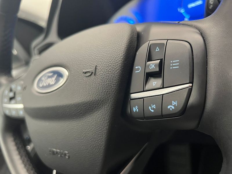 Ford Kuga 2,0 EB  140 kW AWD Titanium - fotka 19 z 58