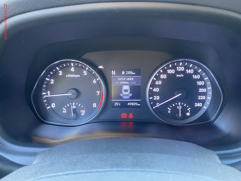 Hyundai i30 (2022) 1.5 T-GDi, N-Line - fotka 19 z 21