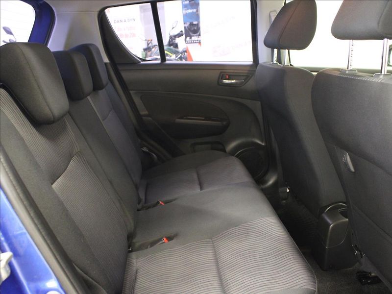 Suzuki Swift 1,2 i 4x4 pěkný stav, serv.kni - fotka 13 z 27