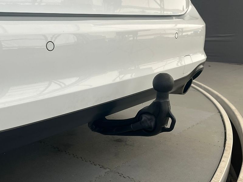 Ford Focus 2.0 EB Titanium manuál 110kW - fotka 49 z 76